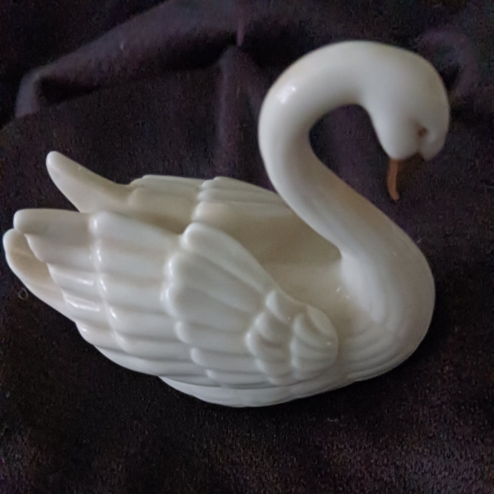 Lenox Swan